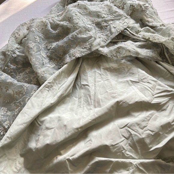 New BHLDN Anthropologie Sage Green Lace Embroidered Maxi Bridal Dress Size 4 - Picture 6 of 12